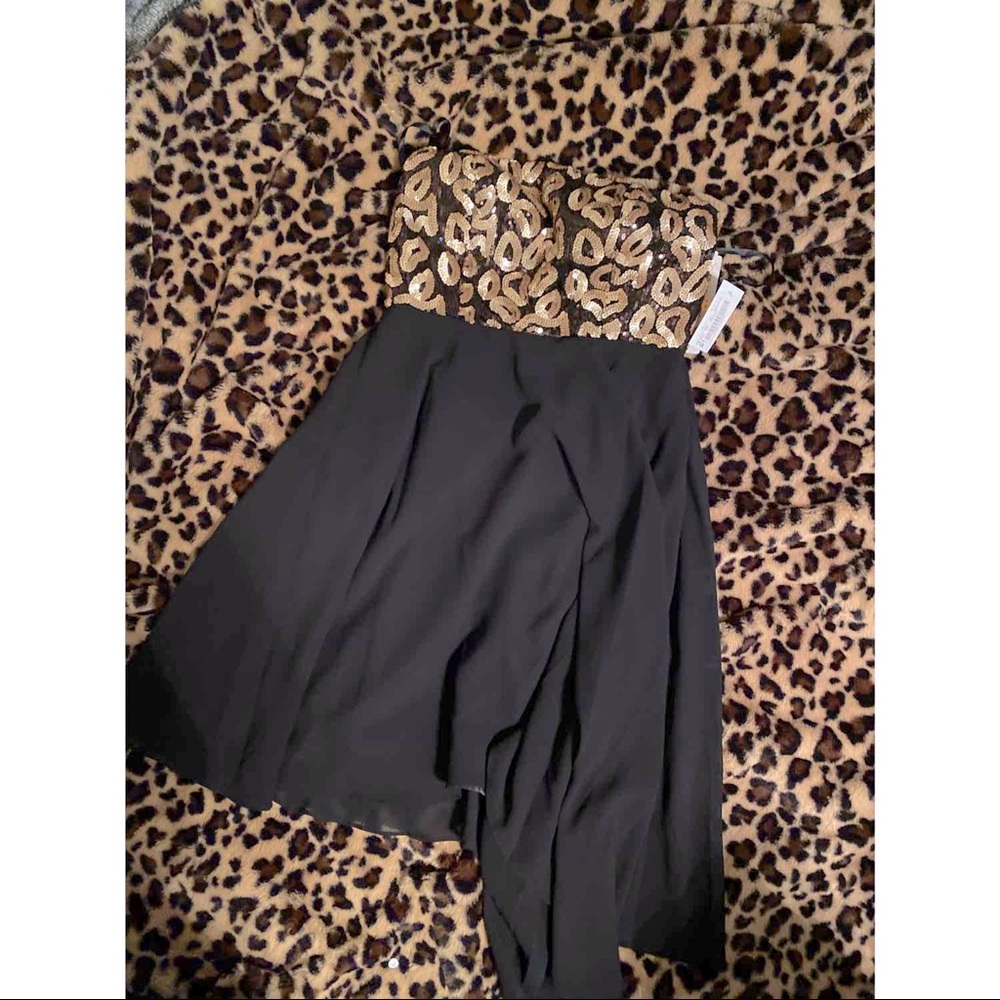Gianni Bini black with gold sequin sleeveless dress